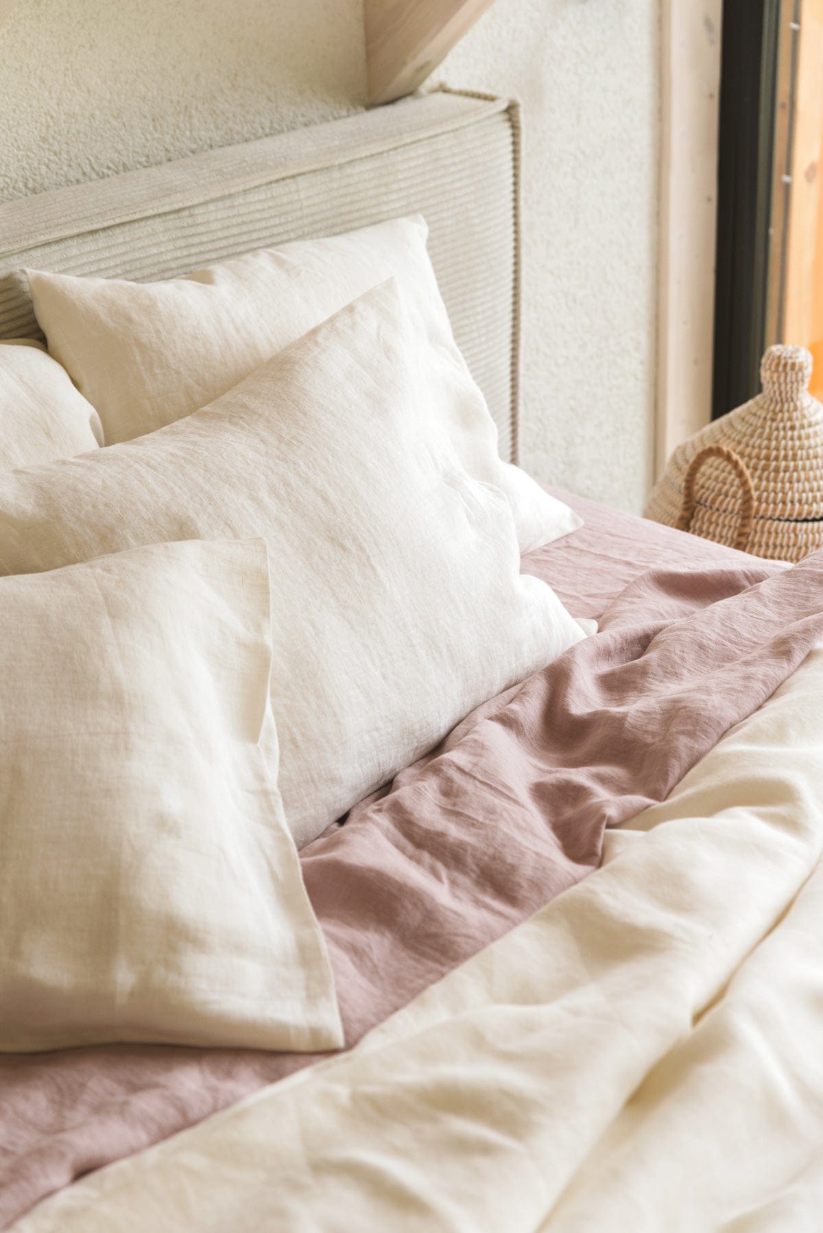 AmourLinen Linen sheets set Linen sheets set in White Linen sheets set in White