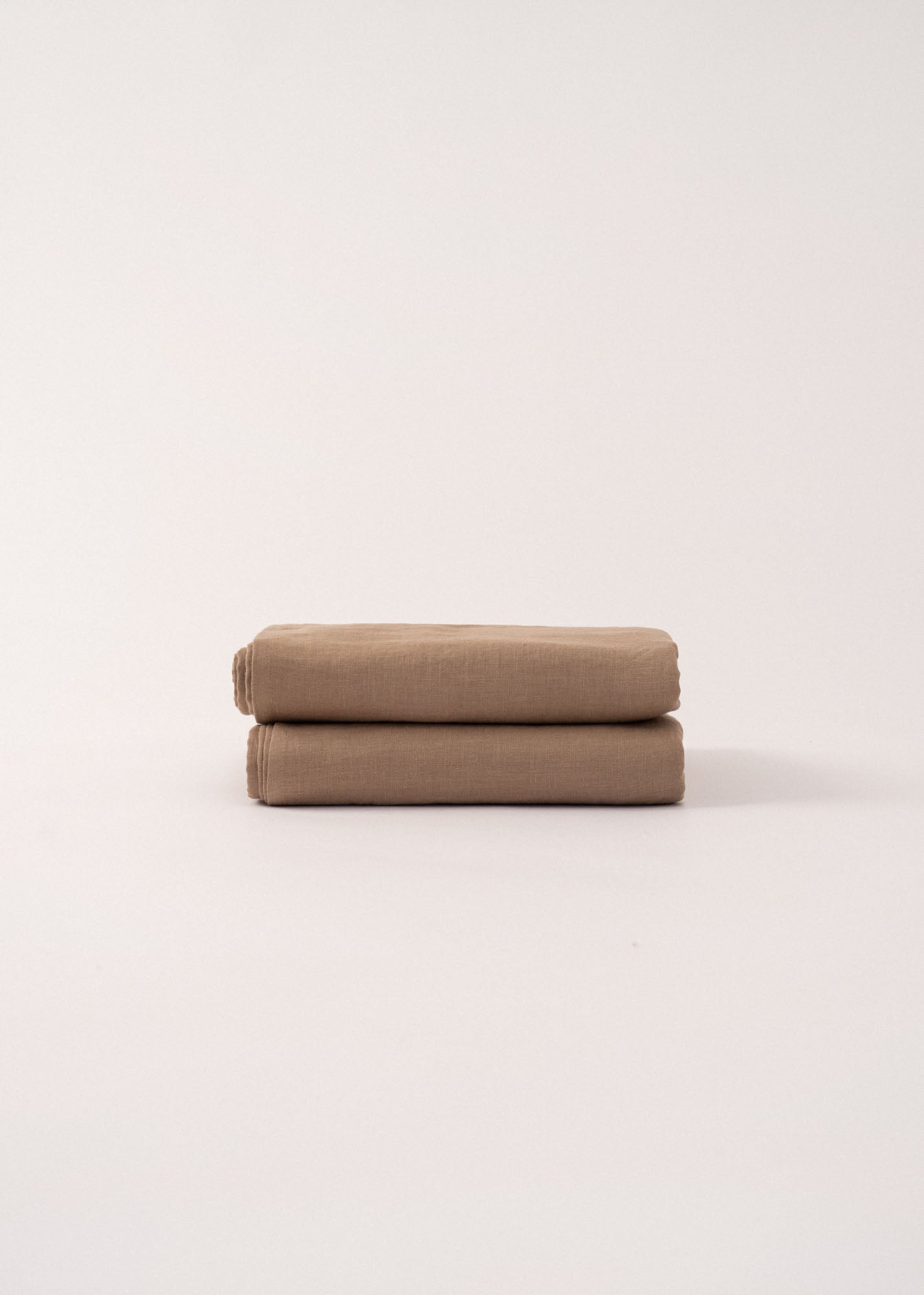 AmourLinen Linen flat sheet Linen flat sheet in Rosy Brown Linen flat sheet in Rosy Brown